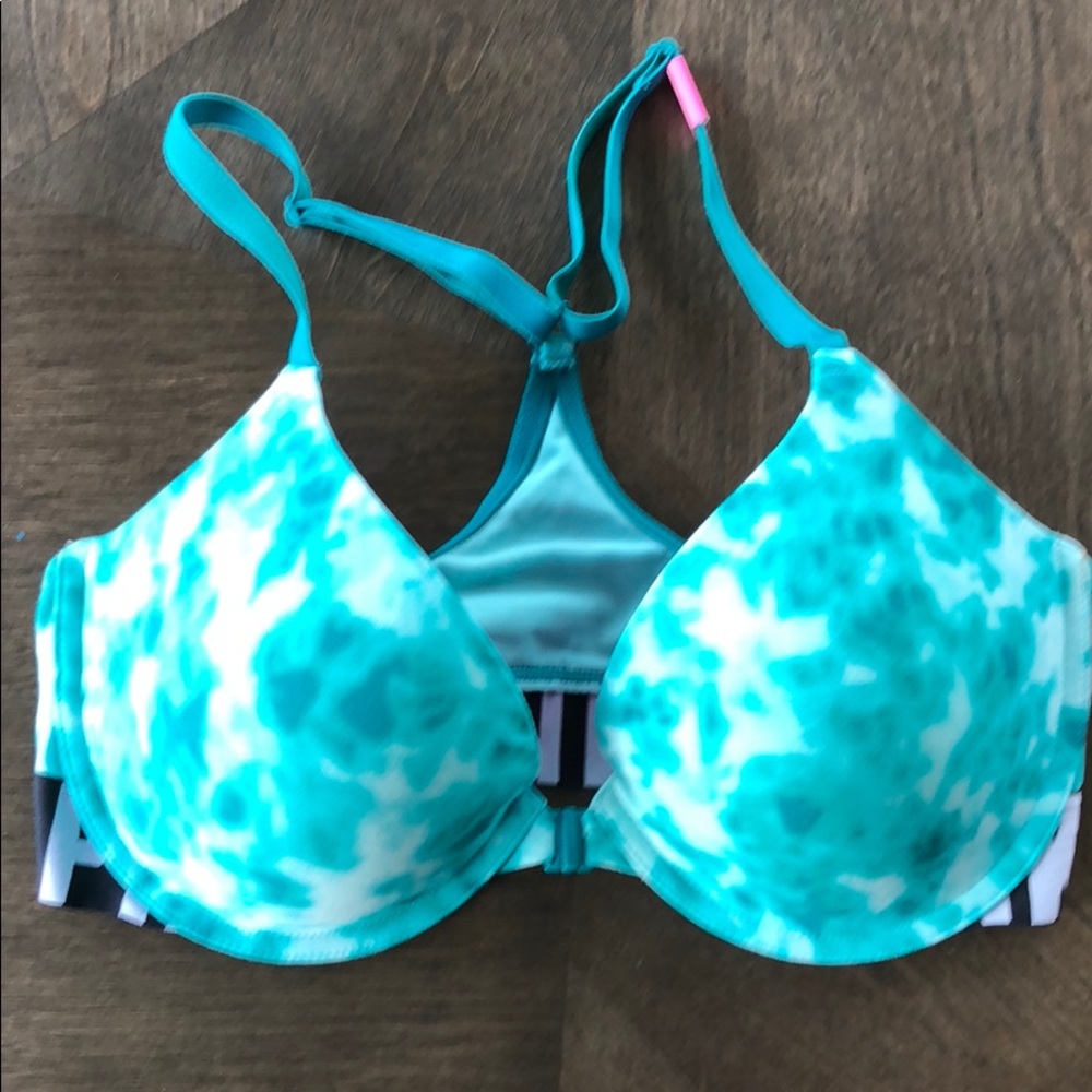 Brand new with tags Victoria’s Secret bra 34DD